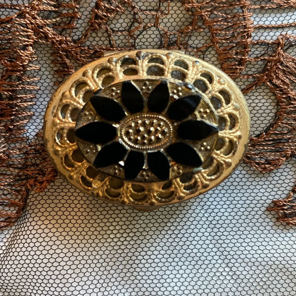 Vintage Gold and Black Pill Box - Picture 2 of 6